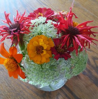 Example of $10 Bouquet (excluding vase)